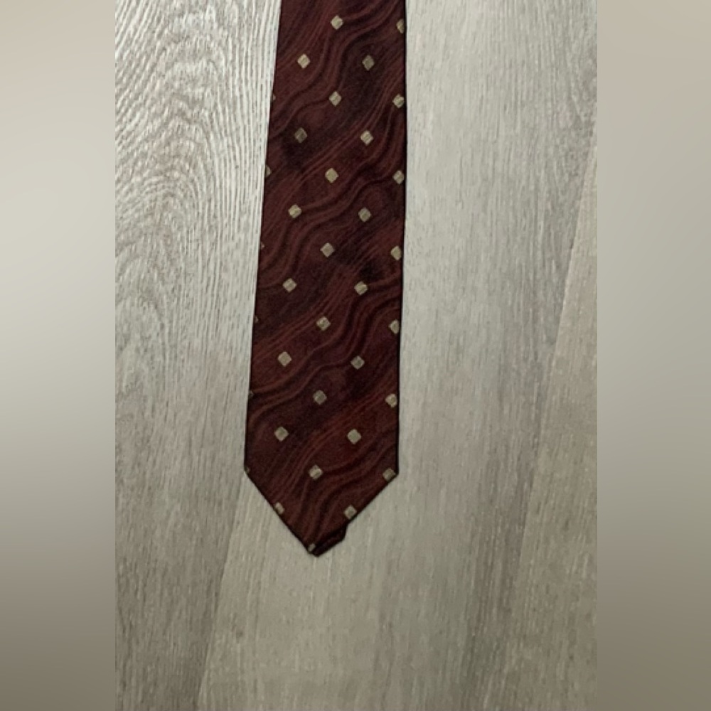 Giorgio Armani 100% Silk Men’s Tie - Picture 1 of 3